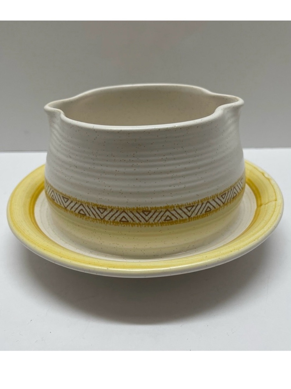 Franciscan 2200 Earthenware Hacienda 1964 Design Tan Gold Gravy Boat Vintage